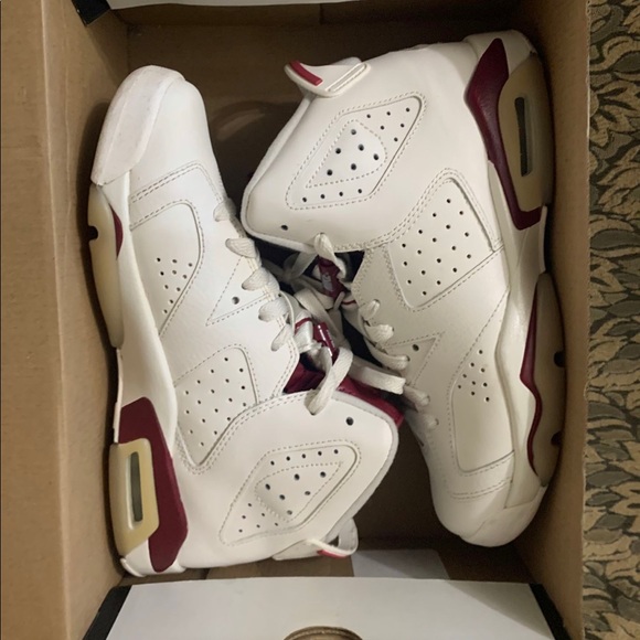 Jordan 6 - Picture 3 of 3